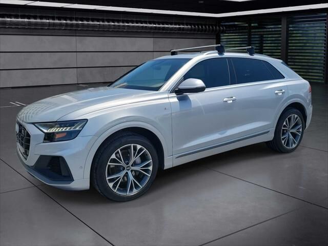 2021 AUDI Q8