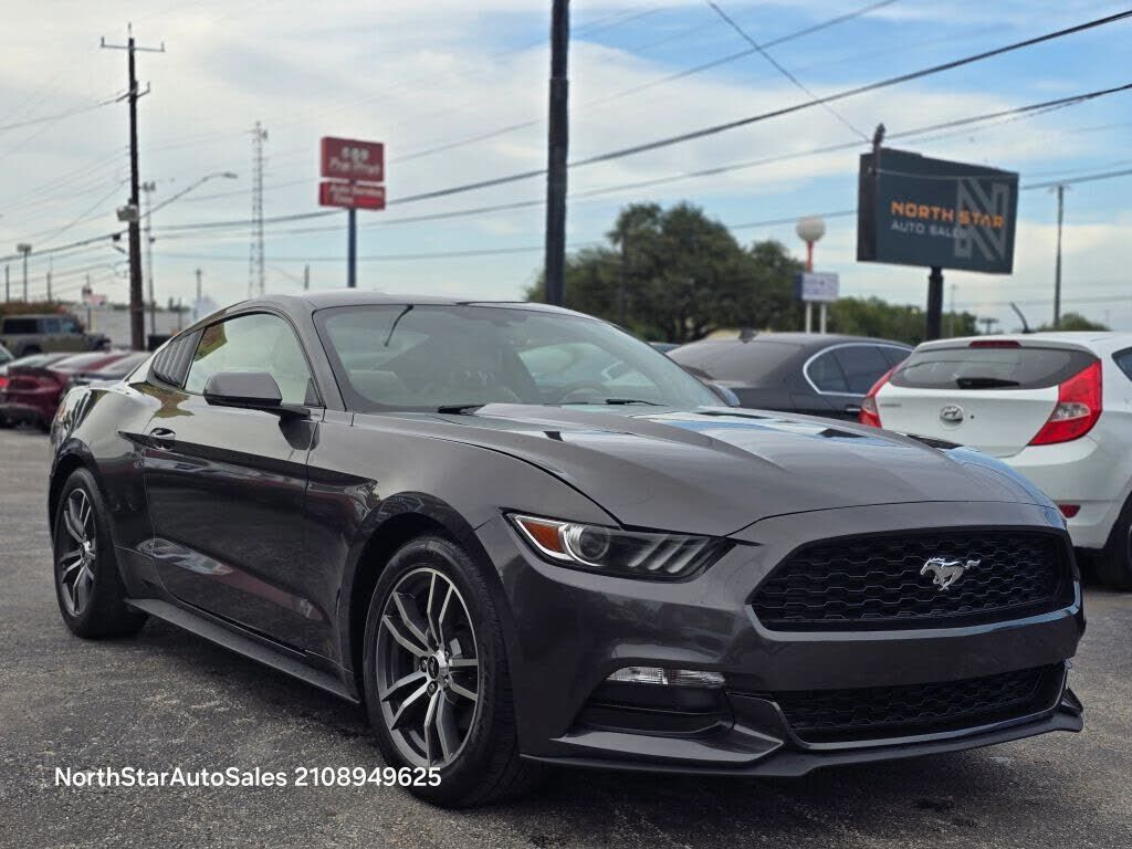 2015 FORD Mustang