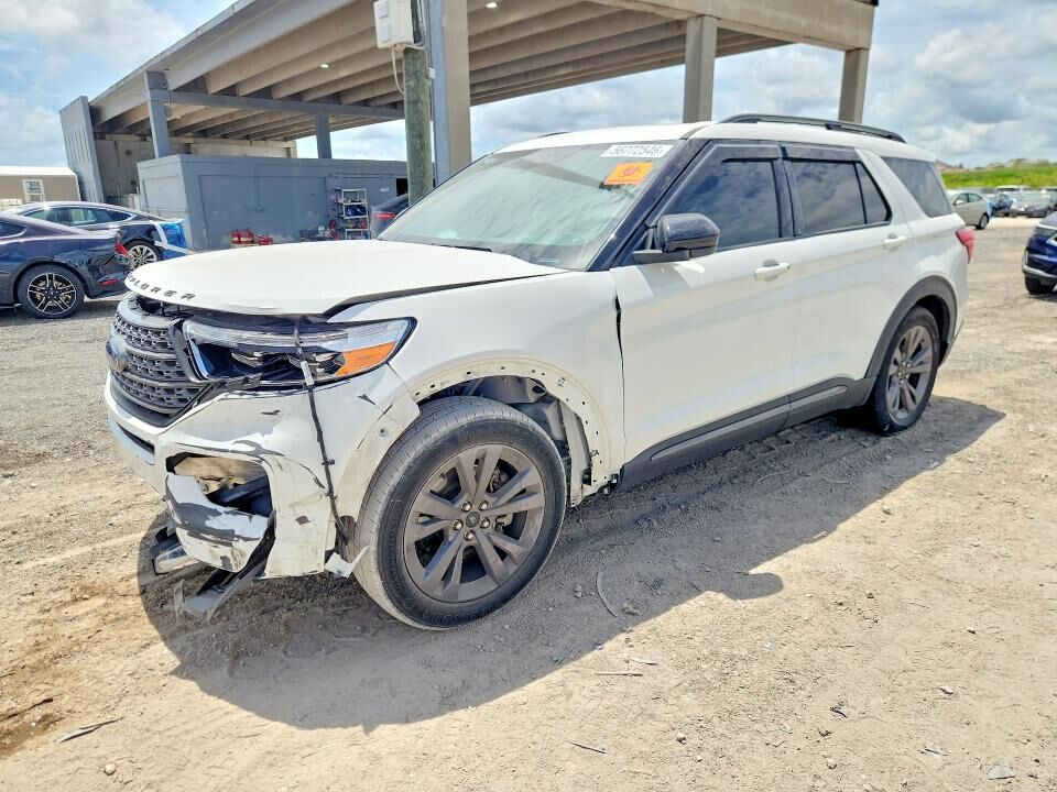 2022 FORD Explorer