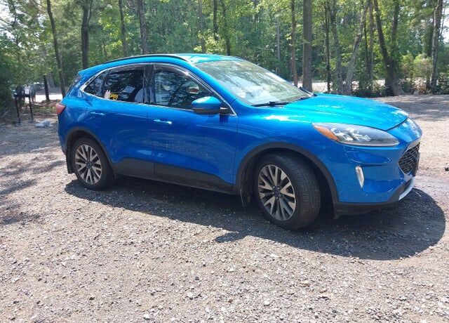2020 FORD Escape