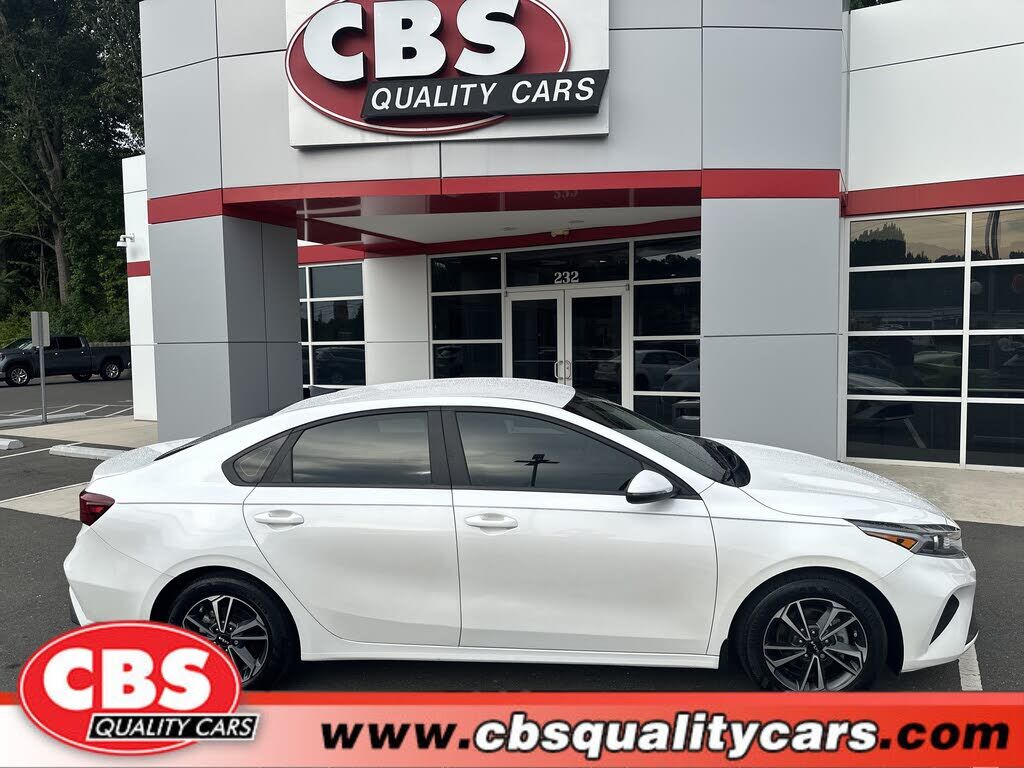 2024 KIA Forte