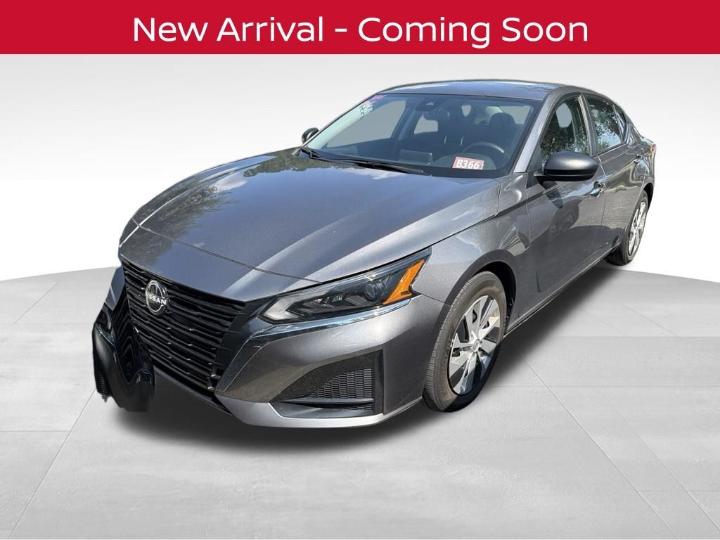 2025 NISSAN Altima