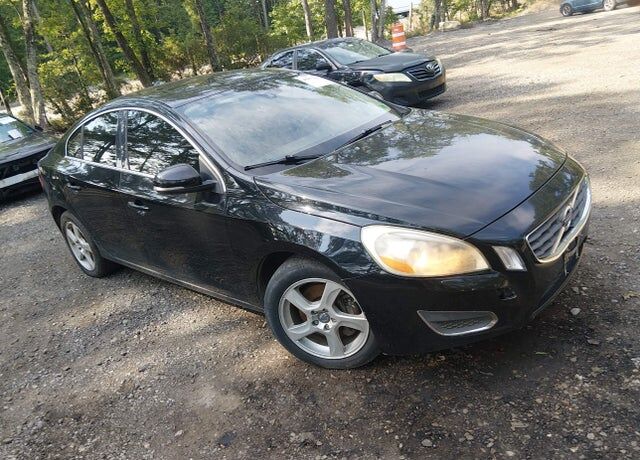 2013 VOLVO S60