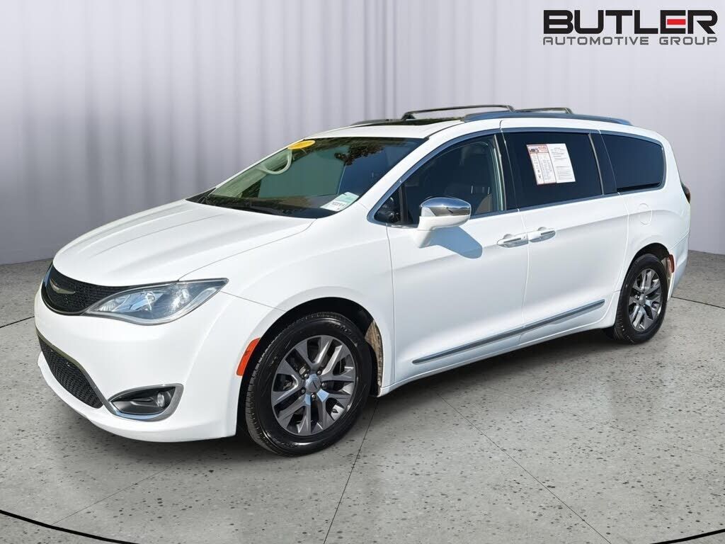 2017 CHRYSLER Pacifica