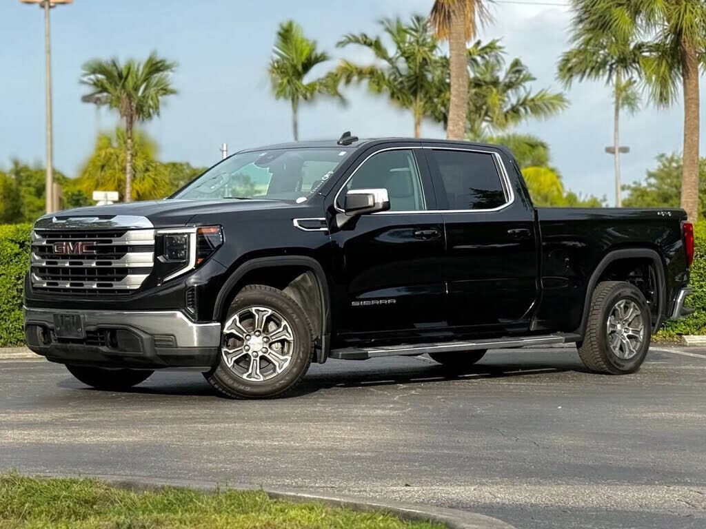 2023 GMC Sierra