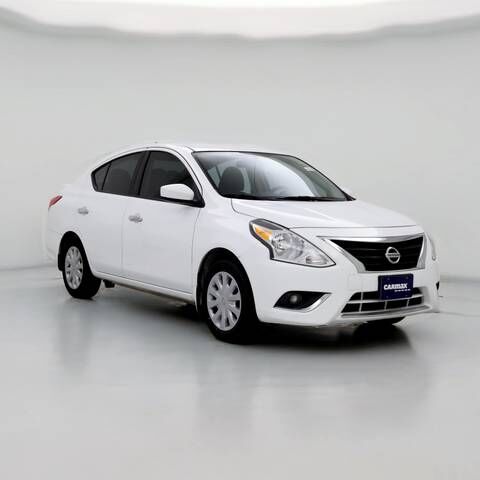 2015 NISSAN Versa