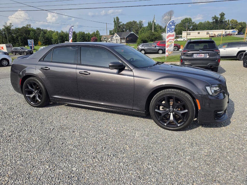 2022 CHRYSLER 300