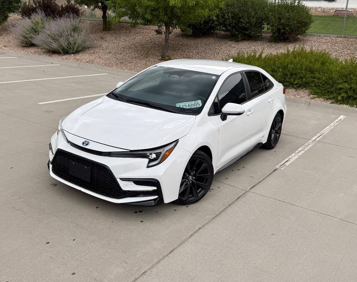 2024 TOYOTA Corolla