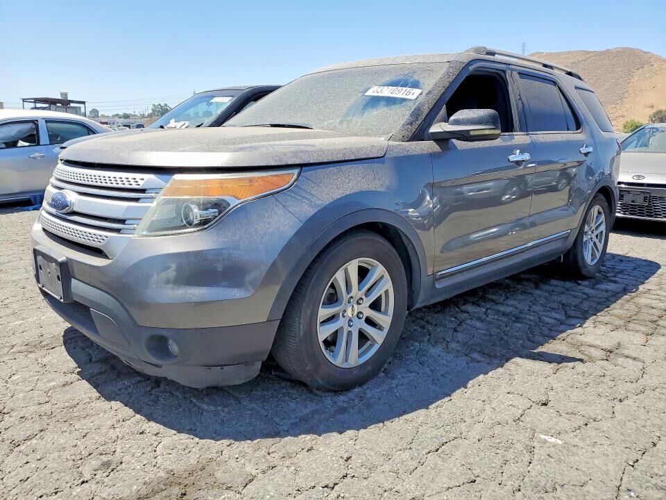 2011 FORD Explorer