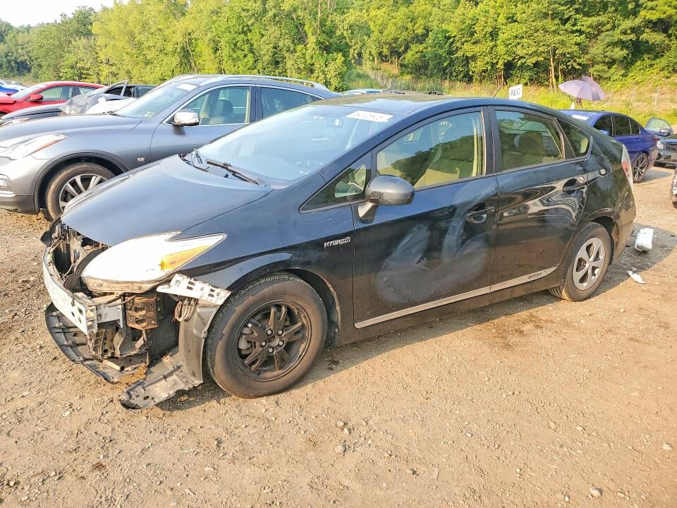 2015 TOYOTA PRIUS