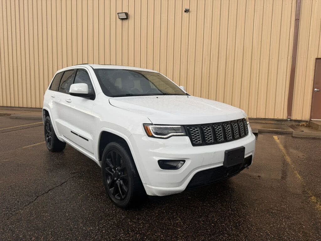2022 JEEP Grand Cherokee