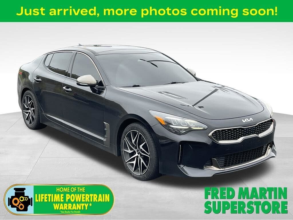 2022 KIA Stinger