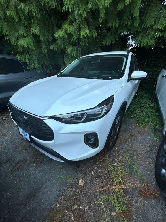 2023 FORD Escape