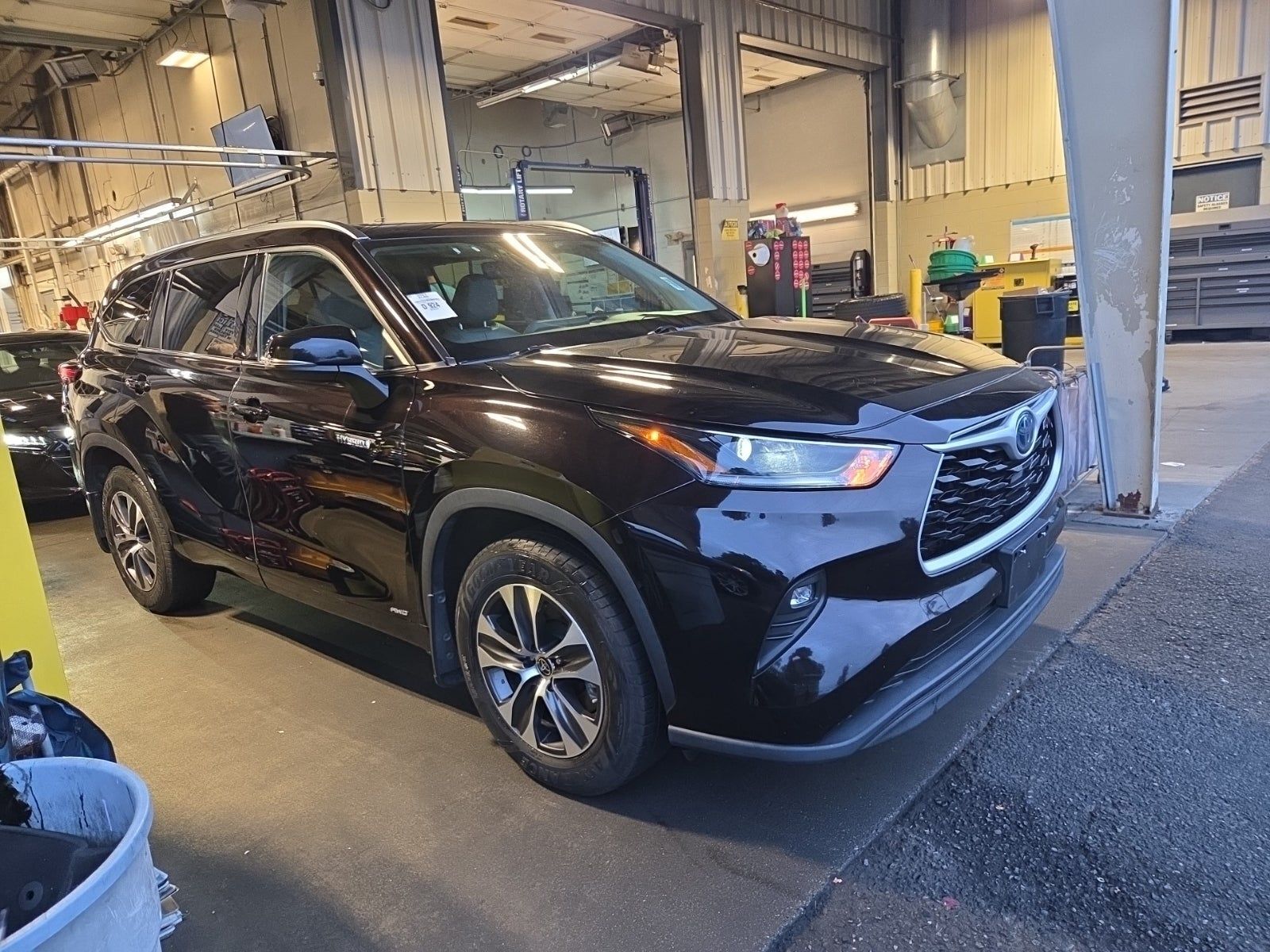 2021 TOYOTA Highlander