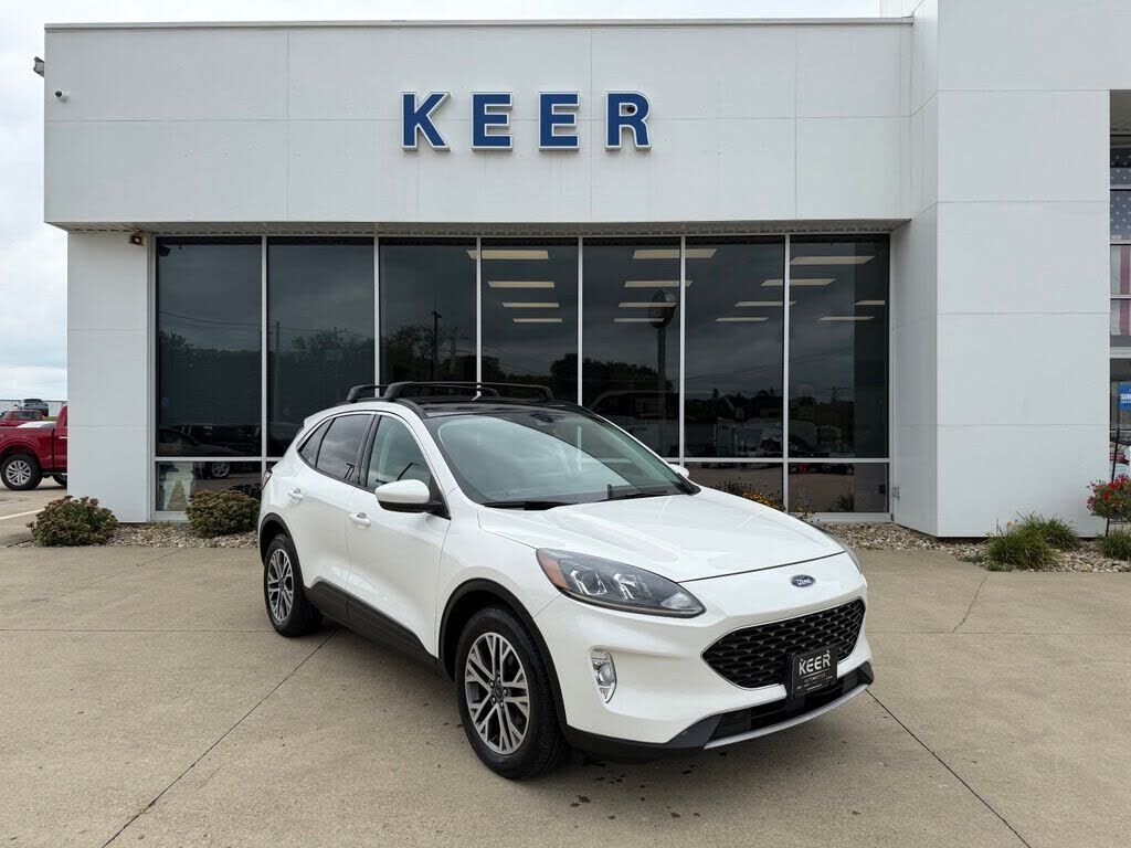 2021 FORD Escape