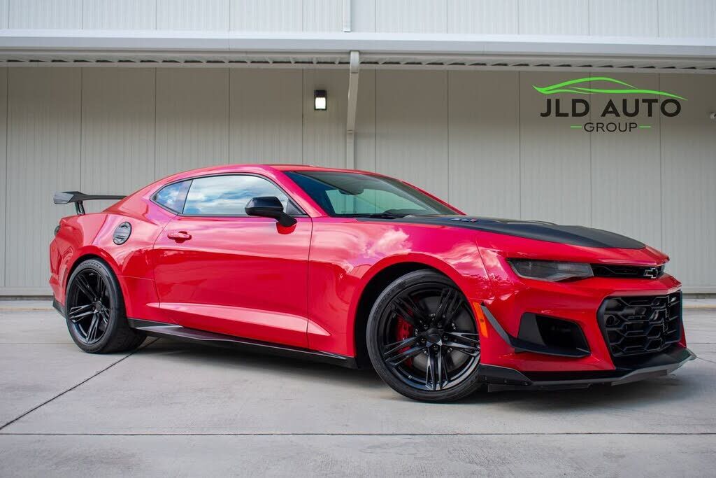 2023 CHEVROLET Camaro