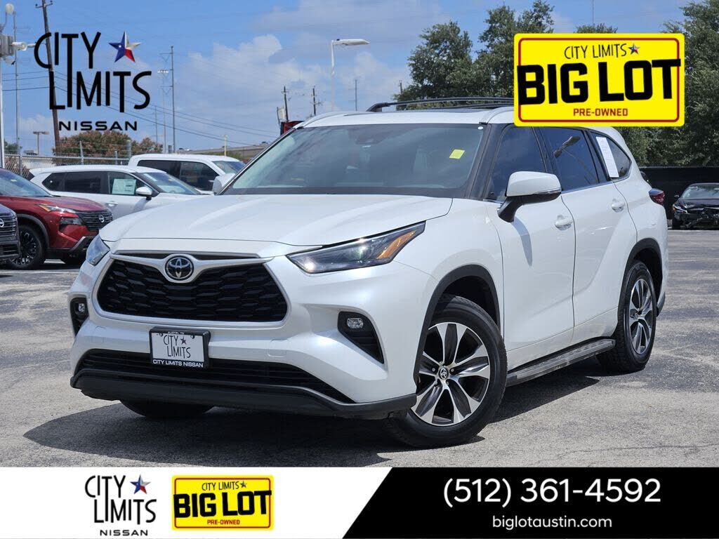 2022 TOYOTA Highlander