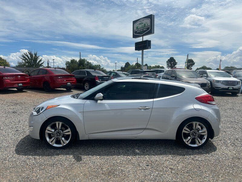 2017 HYUNDAI Veloster