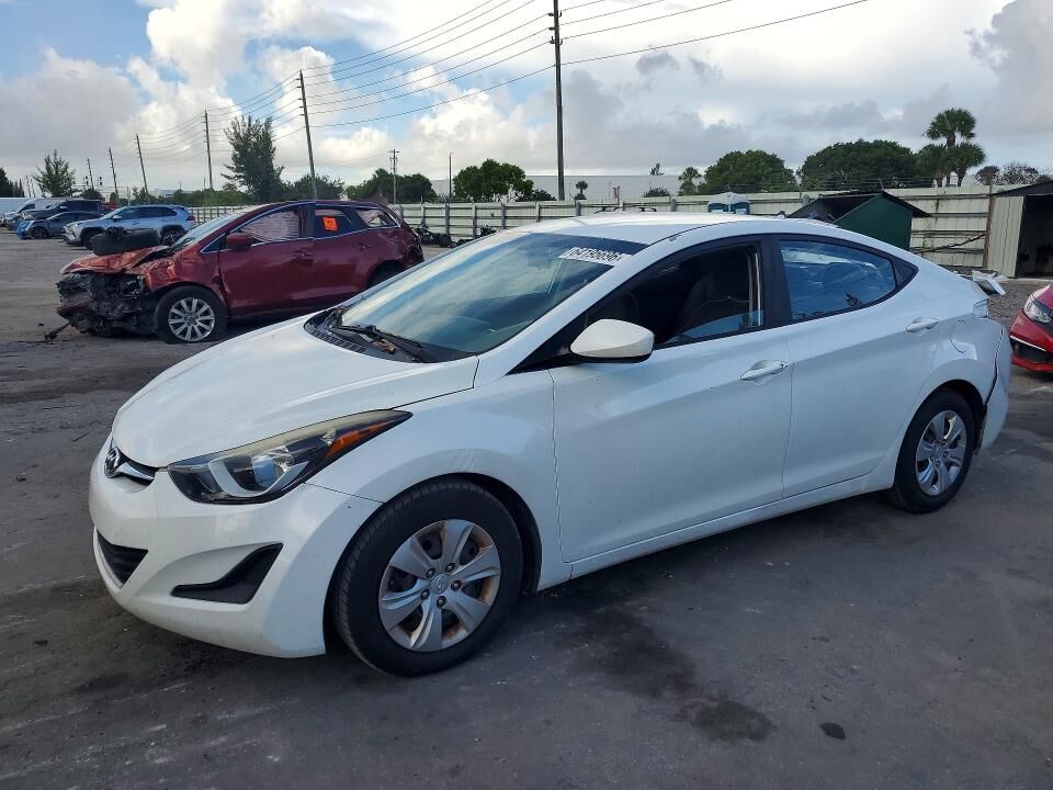 2016 HYUNDAI Elantra