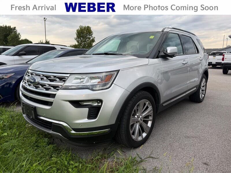 2019 FORD Explorer