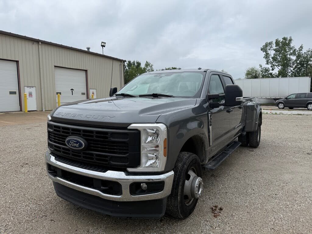 2024 FORD F-350