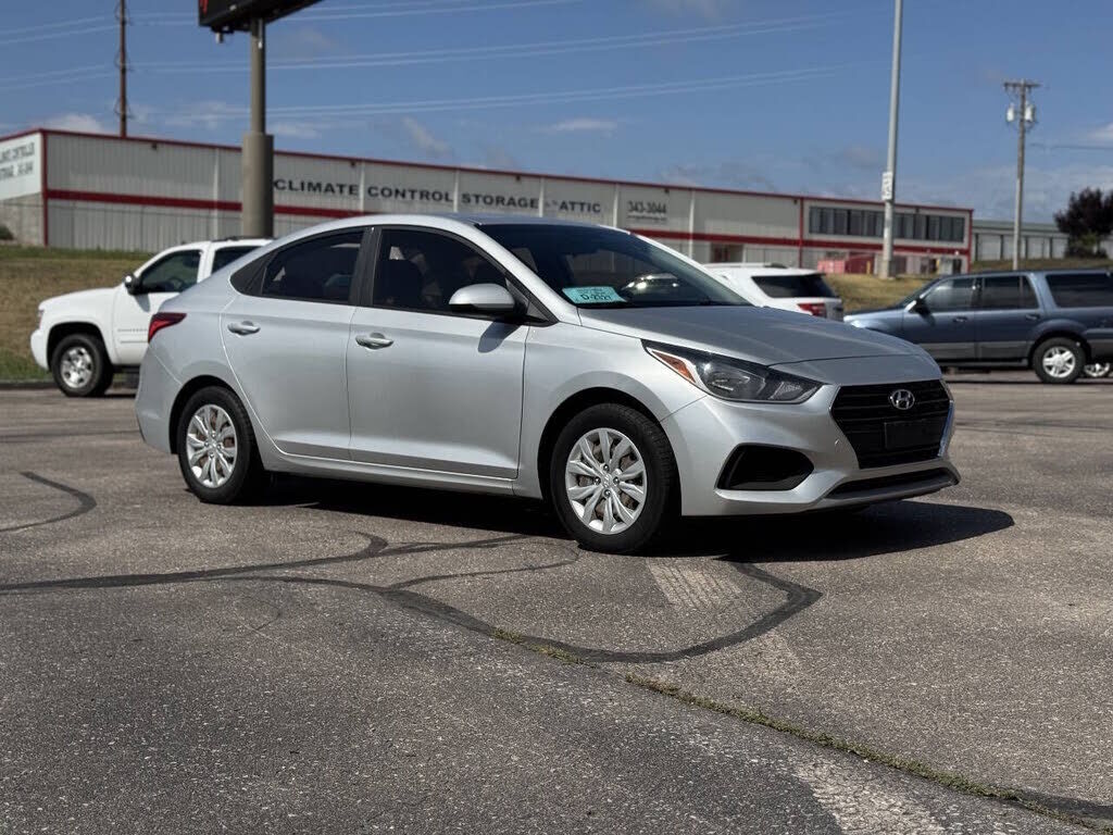 2018 HYUNDAI Accent