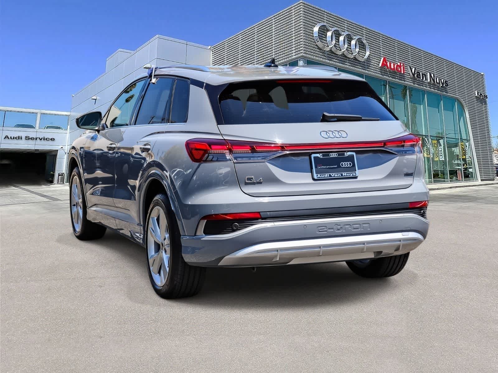 2023 AUDI Q4