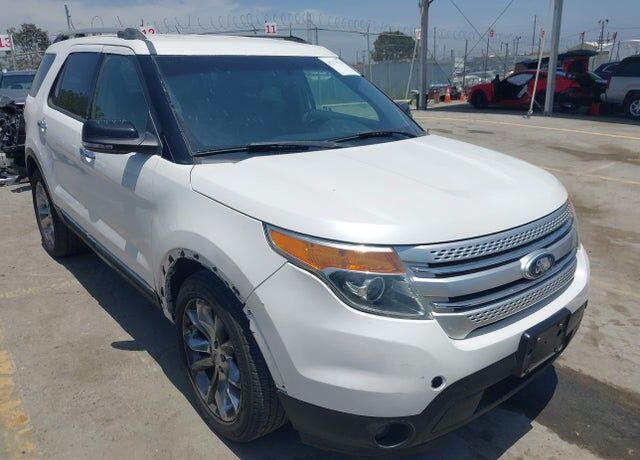 2013 FORD Explorer