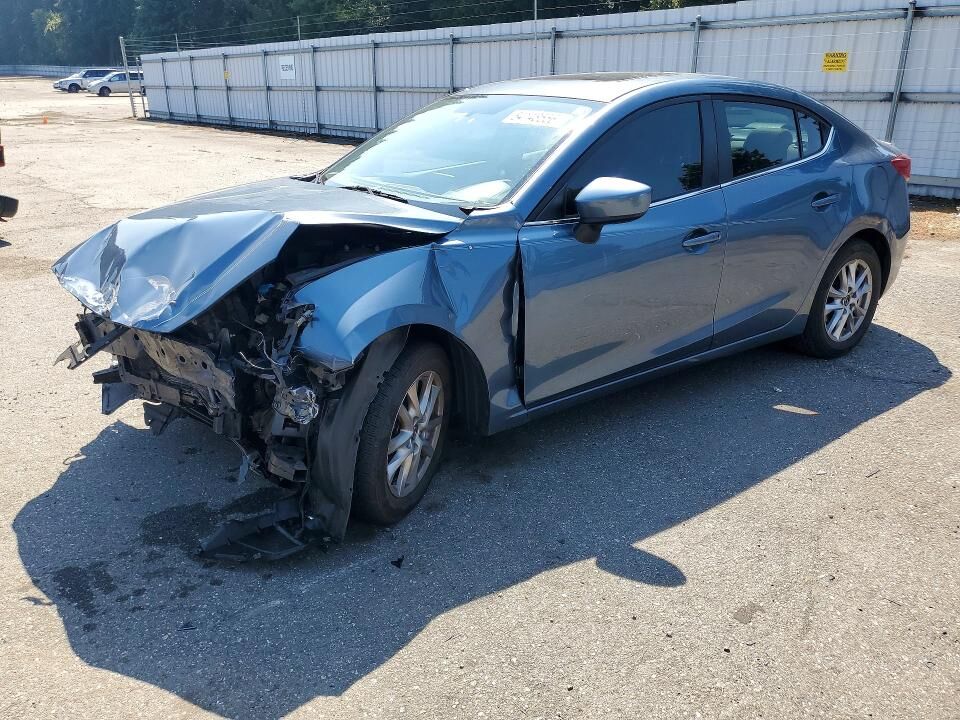 2015 MAZDA Mazda3