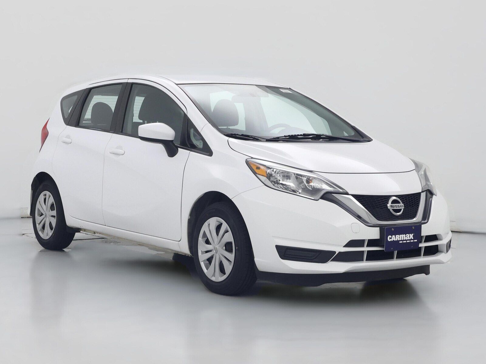 2019 NISSAN Versa