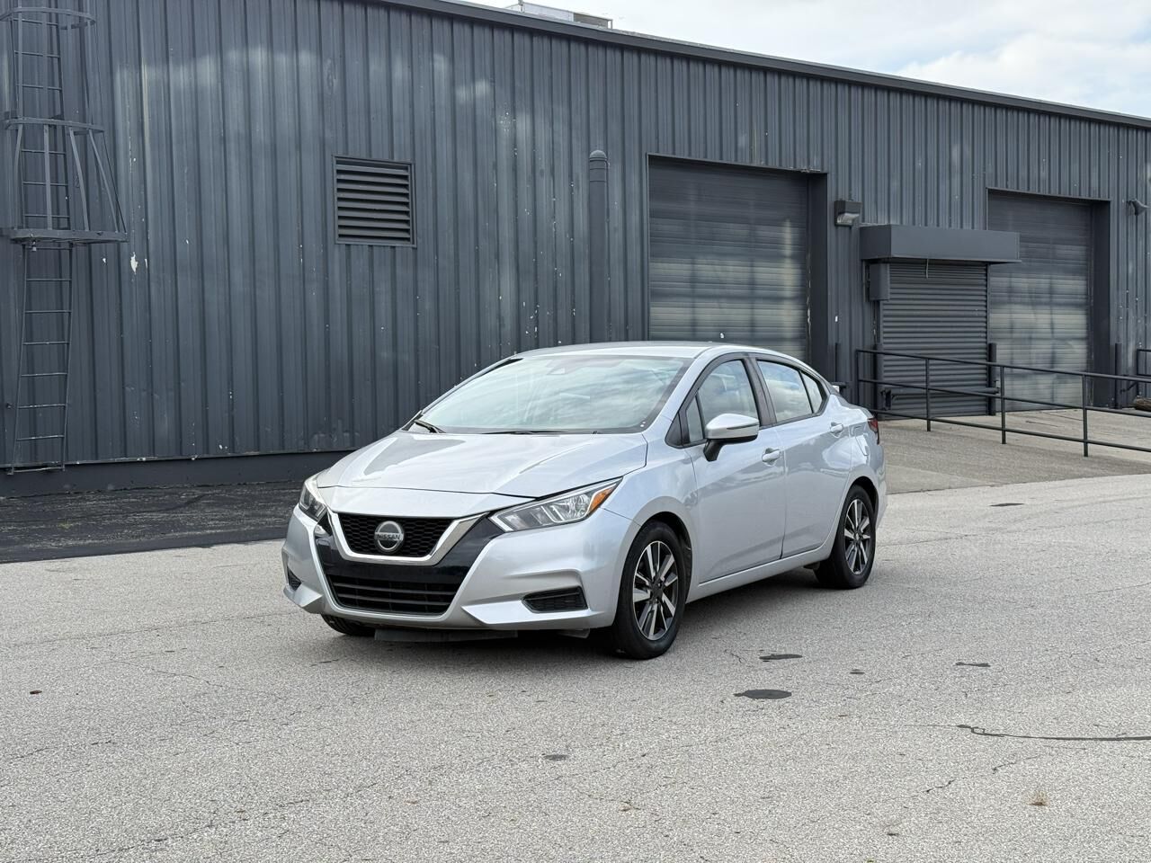 2021 NISSAN Versa