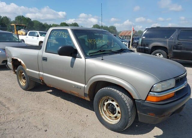 2002 CHEVROLET S-10 Pickup