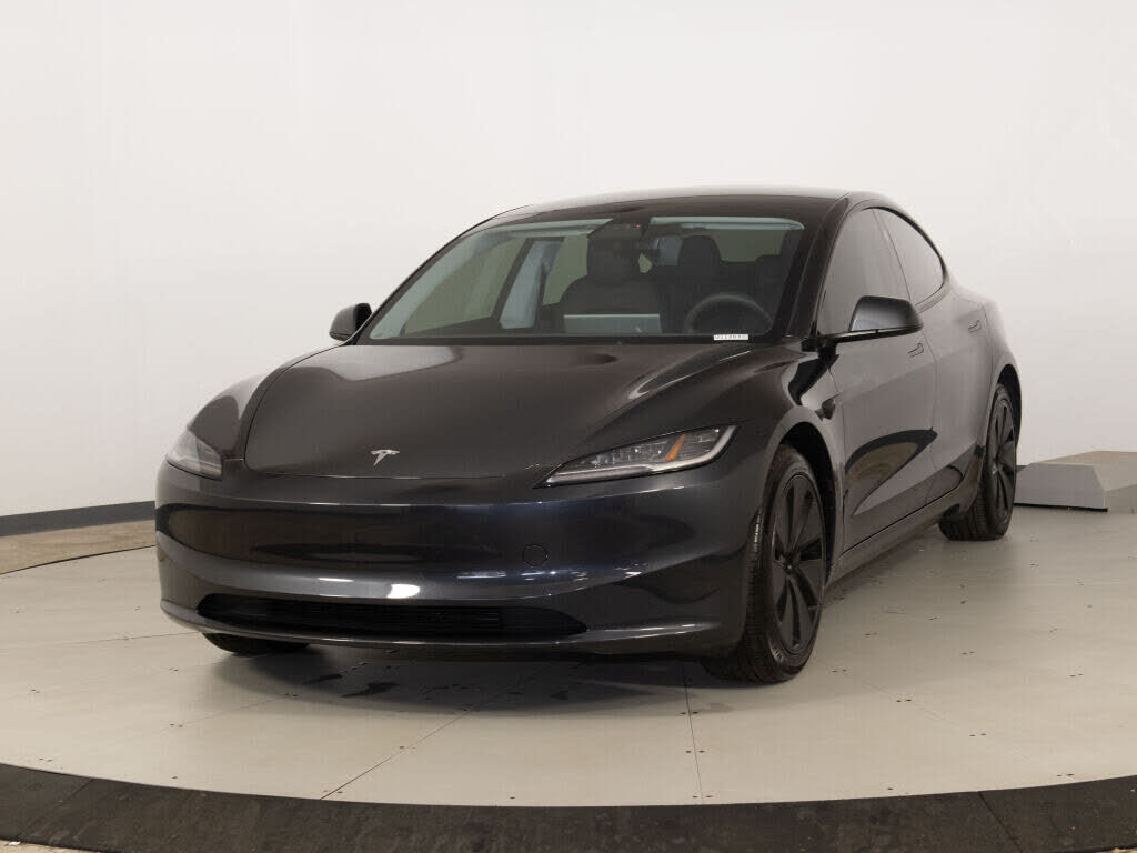 2025 TESLA Model 3