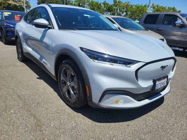 2021 FORD Mach-E