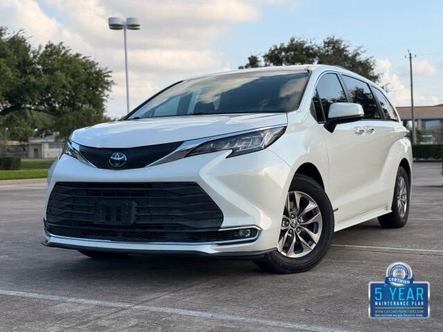 2021 TOYOTA Sienna