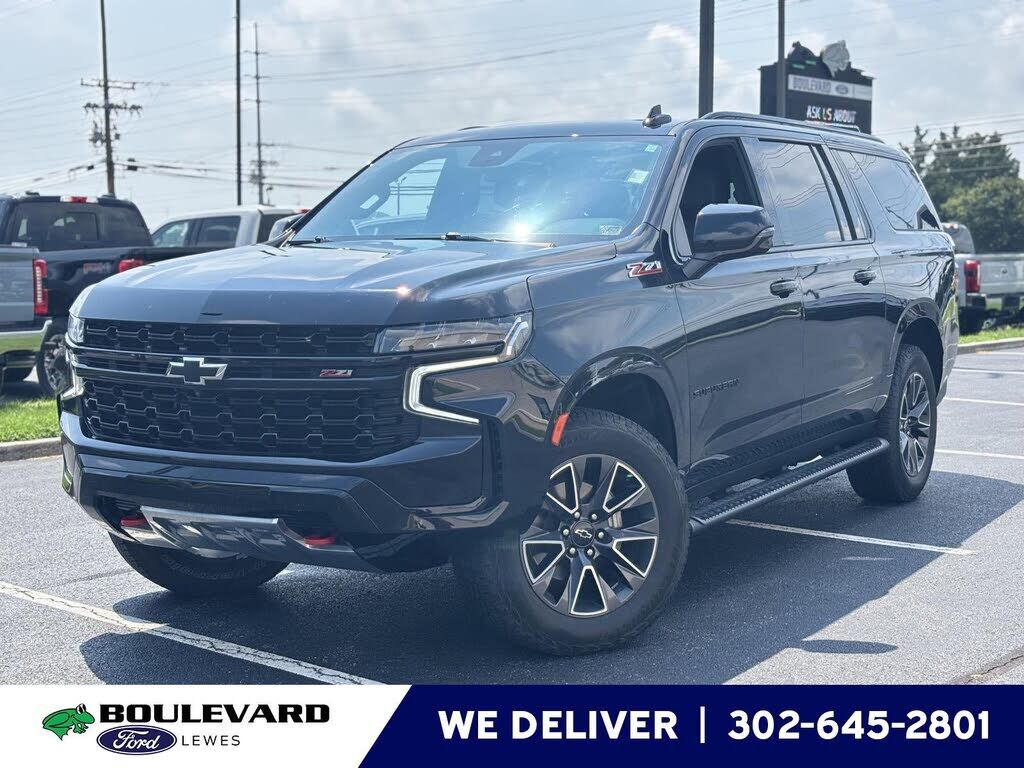 2023 CHEVROLET Suburban