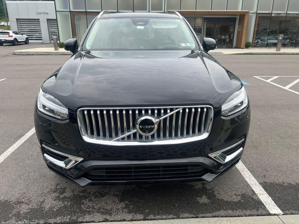 2024 VOLVO XC90