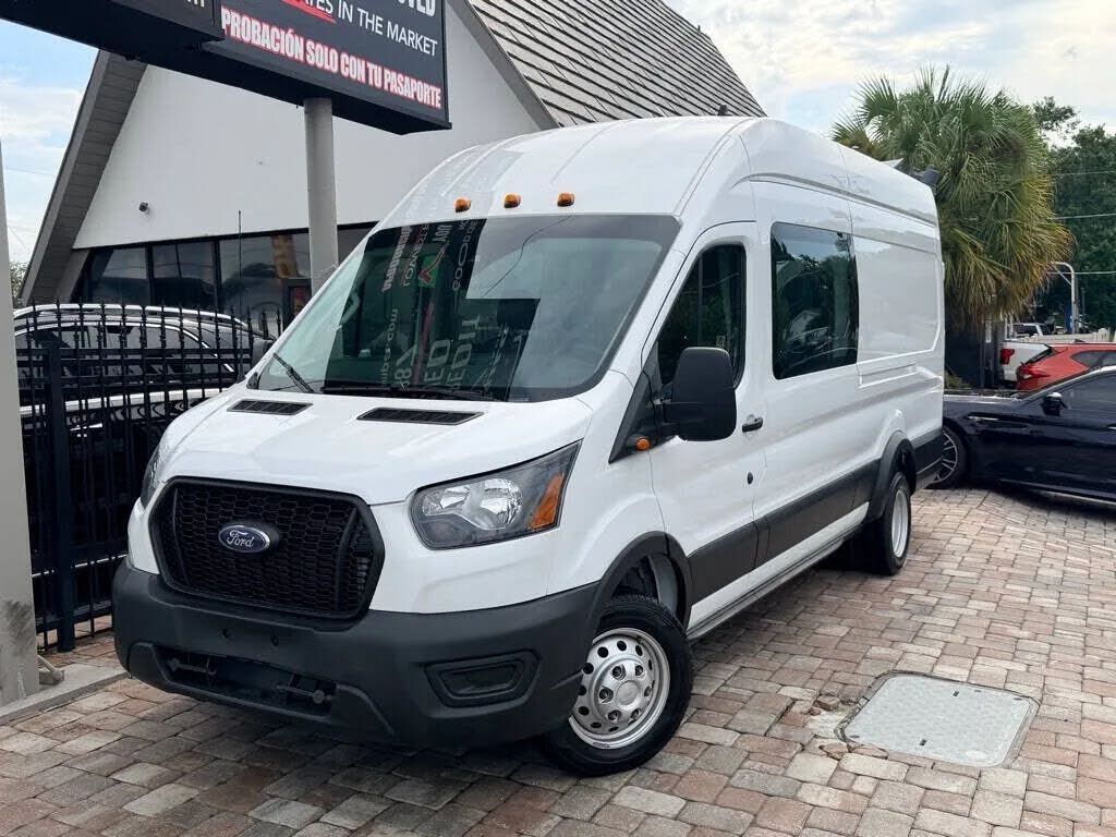 2022 FORD Transit