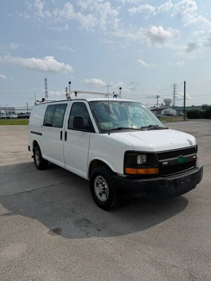 2012 CHEVROLET Express