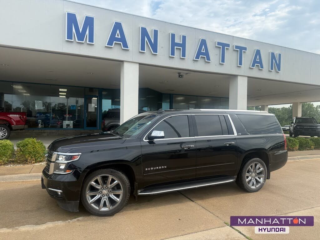 2016 CHEVROLET Suburban