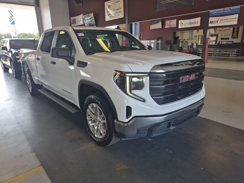 2024 GMC Sierra