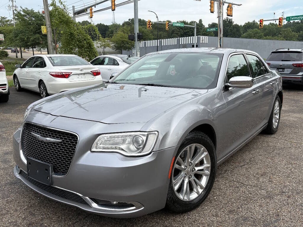 2016 CHRYSLER 300