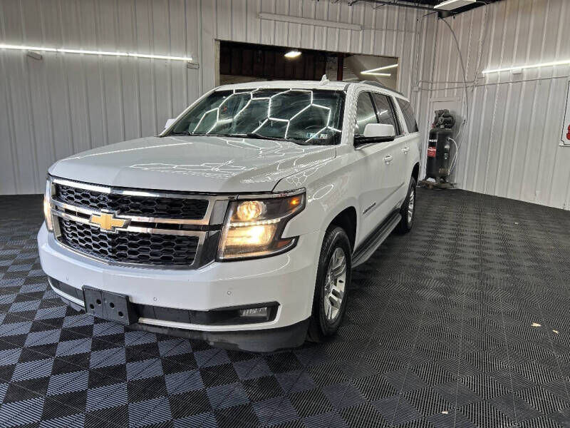 2017 CHEVROLET Suburban