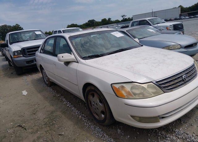 2004 TOYOTA Avalon
