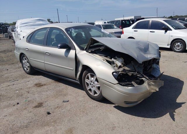 2007 FORD Taurus