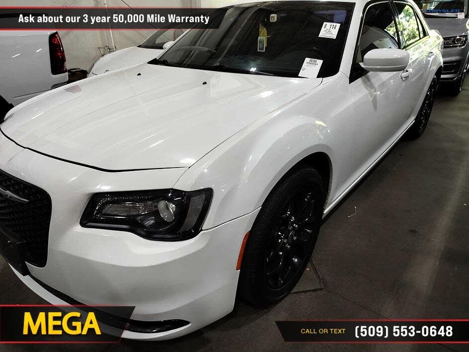 2018 CHRYSLER 300