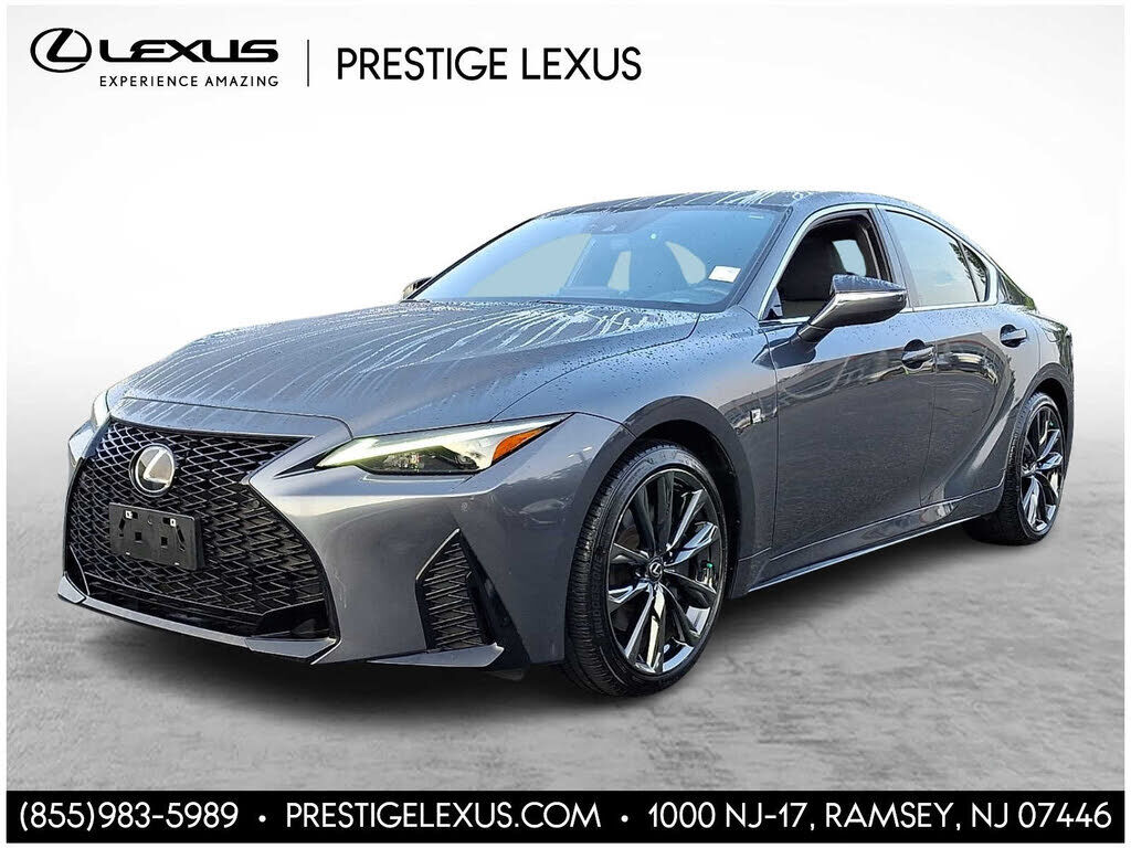 2023 LEXUS IS