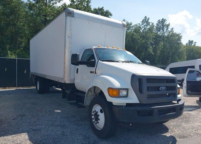 2015 FORD F-750