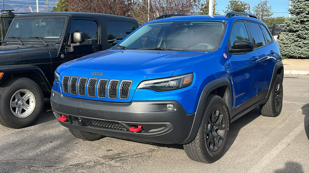 2022 JEEP Cherokee