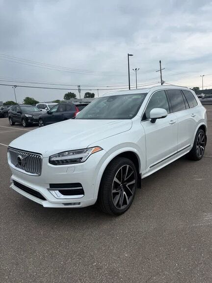 2024 VOLVO XC90